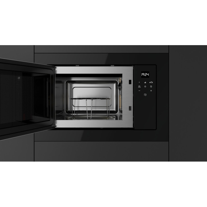 Micro-ondas integração total 20 litros Teka MAESTRO ML 8210 BIS BK