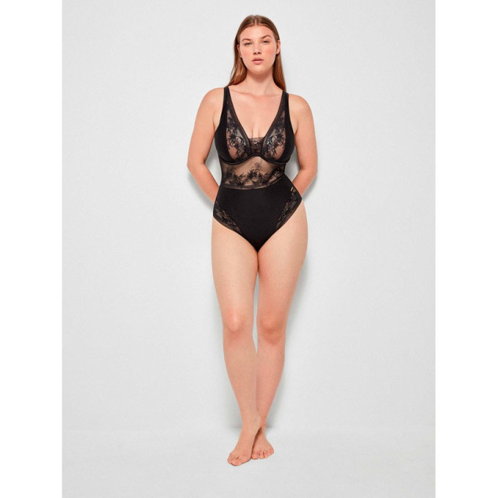 Body em renda efeito tanga Copa B Gisela - GIS-1/10018UB
